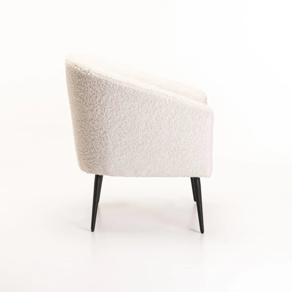 COLT FLEECE CHAIR
