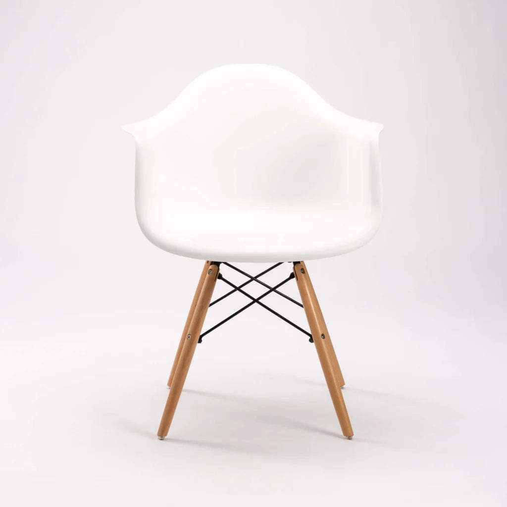 EMMY WOODEN LEG ARMCHAIR - WHITE