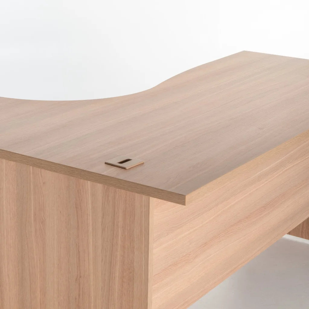 LOGO CORNER DESK LEFT - OAK
