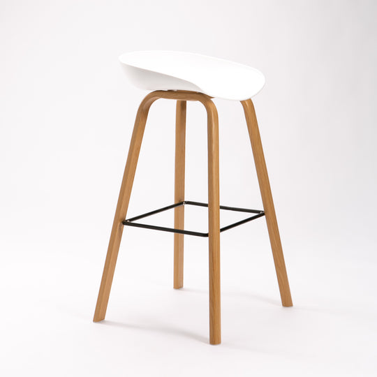 VEGAS LUXURY BARSTOOL