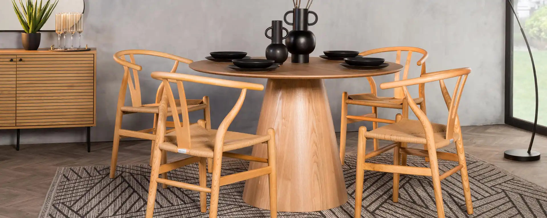 NATURAL ELEGANCE: NEUTRAL DINING HAVEN