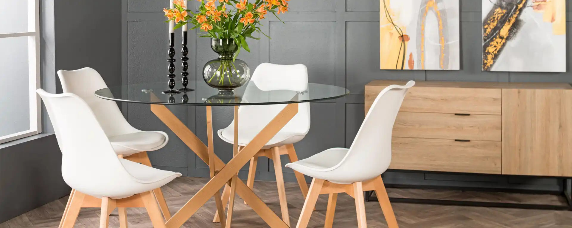 SLEEK GEOMETRIC DINING